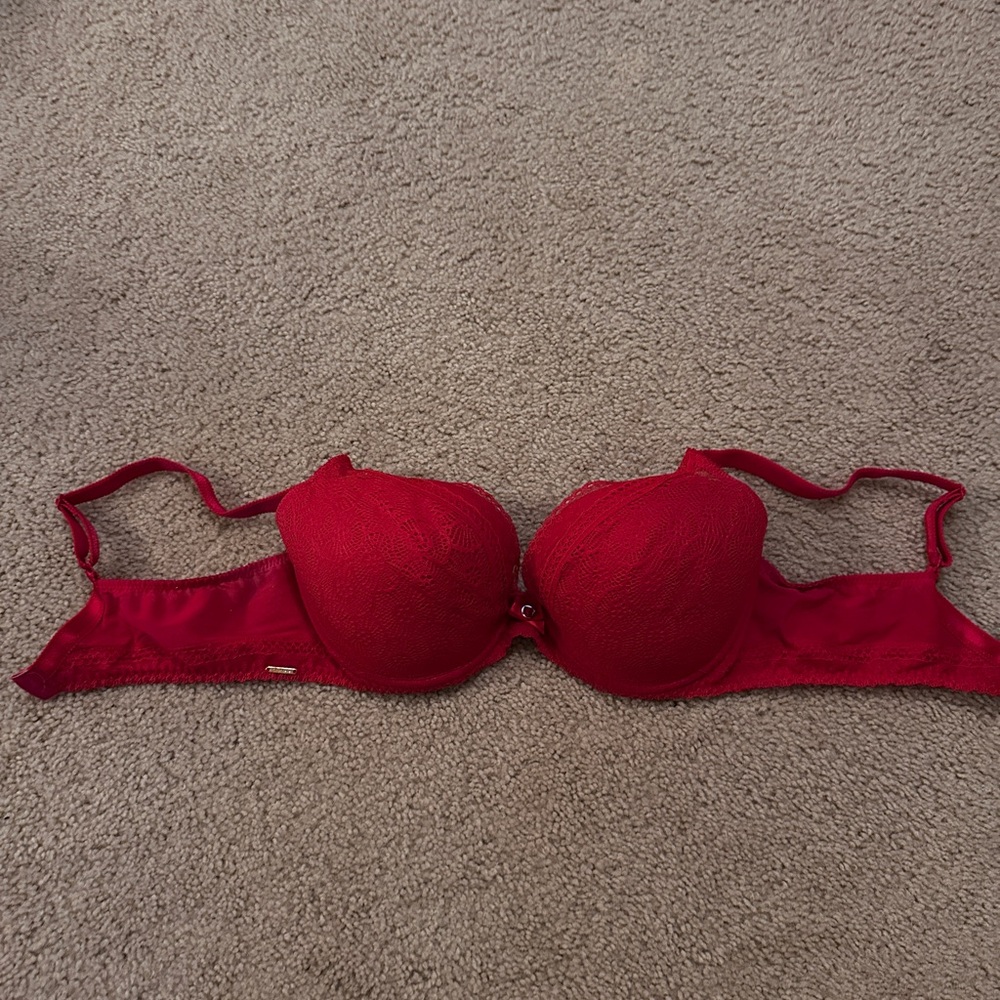 Chantelle Red Seamless T-Shirt Bra